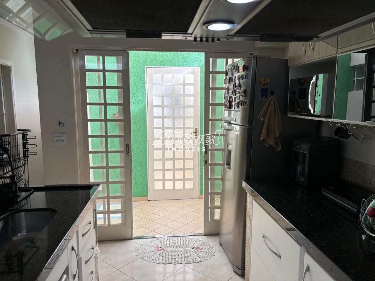 Casa à venda no Jardim Noiva da Colina: 