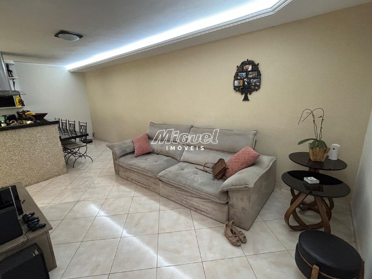 Casa à venda no Jardim Noiva da Colina: 