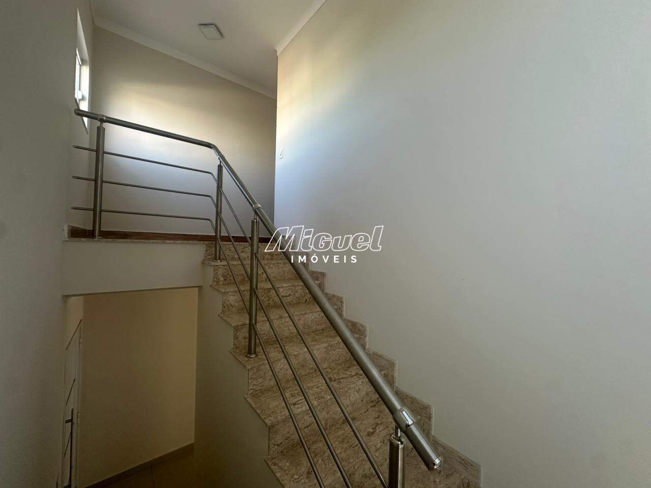 Casa em Condomínio para aluguel no Pompeia: 