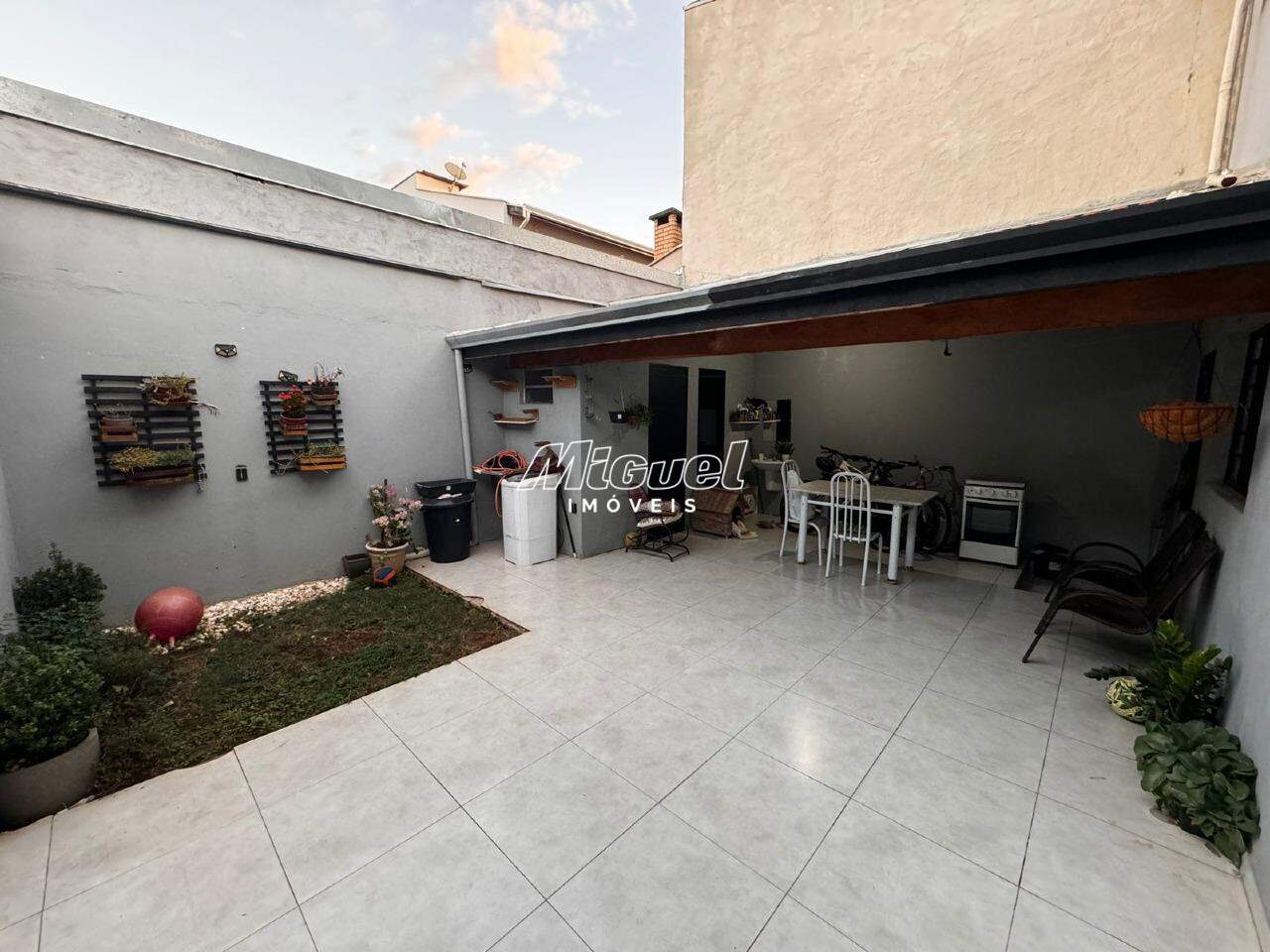 Casa Comercial, à venda, Jardim Astúrias I - 3 quartos - Piracicaba/SP: 