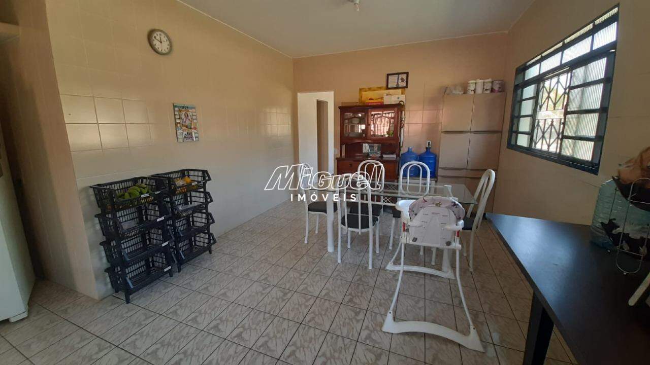 Chácara, à venda, Camargo - 3 quartos - Águas de São Pedro/SP: 