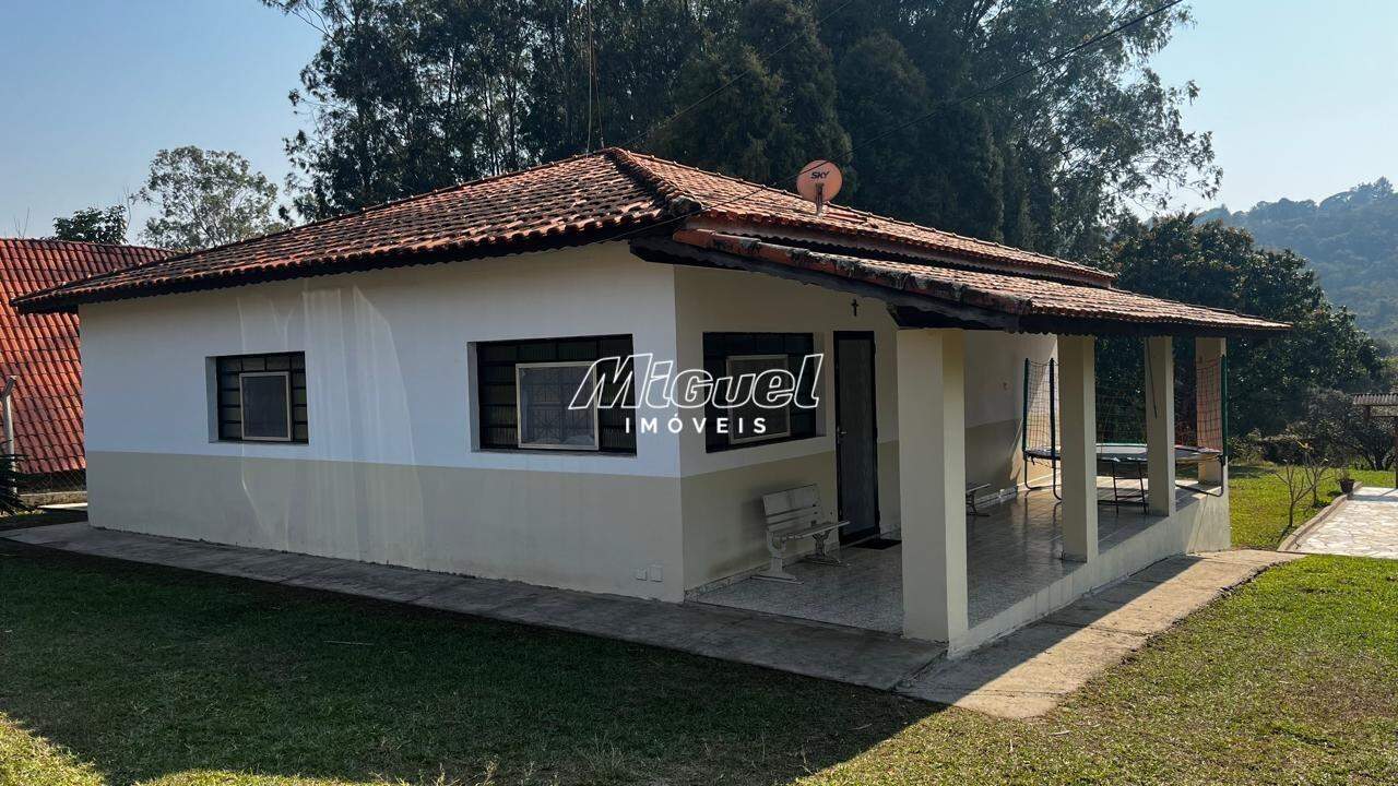 Chácara, à venda, Camargo - 3 quartos - Águas de São Pedro/SP: 