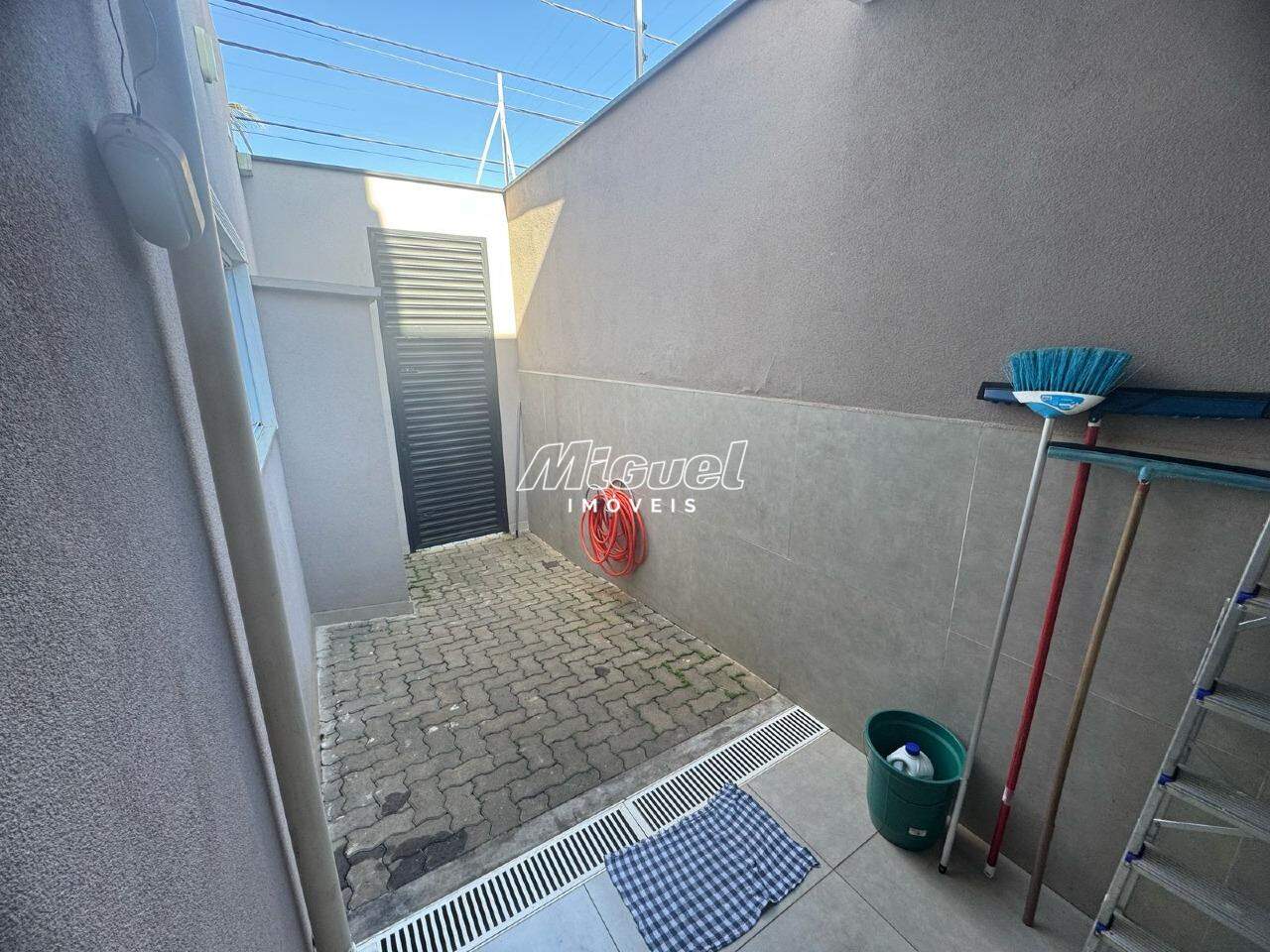 Salão Comercial, para aluguel, São Luiz - - Piracicaba/SP: