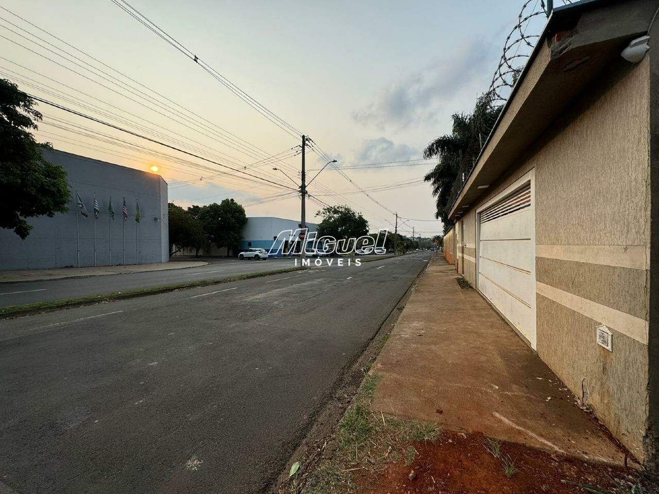 Salão Comercial, para aluguel, Água Branca - - Piracicaba/SP: 
