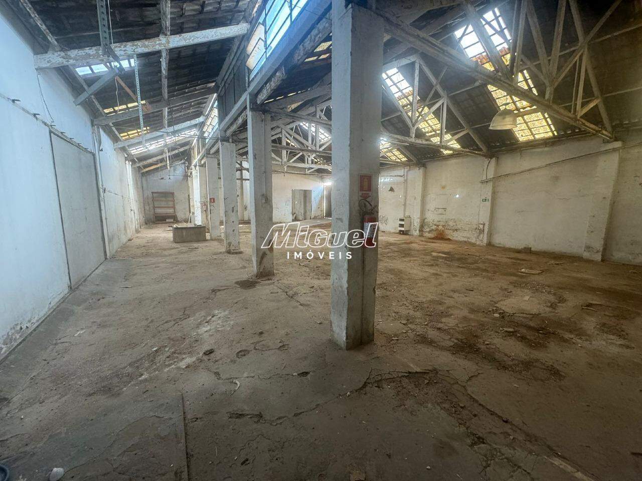 Salão Comercial, para aluguel, Cidade Alta - - Piracicaba/SP: