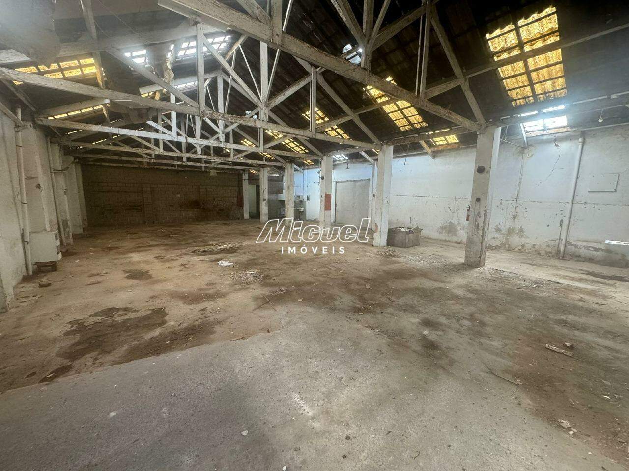 Salão Comercial, para aluguel, Cidade Alta - - Piracicaba/SP: