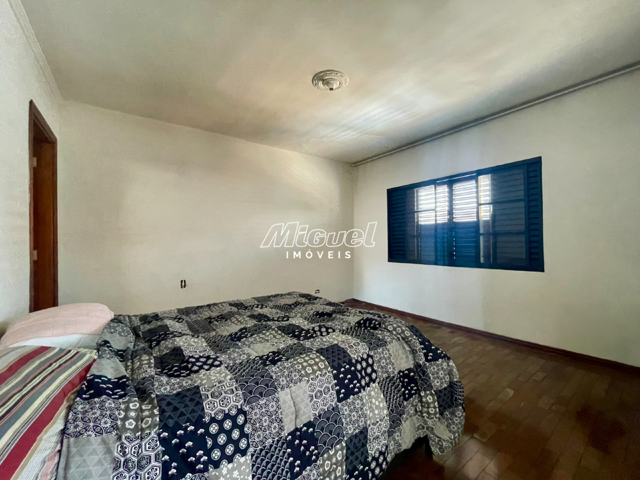 Casa Comercial, à venda, Paulista - 4 quartos - Piracicaba/SP: 