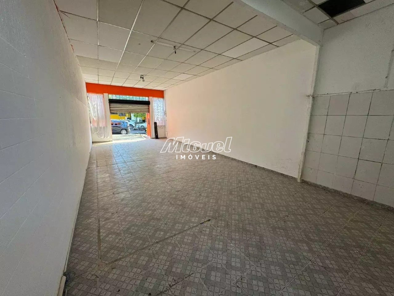 Salão Comercial, para aluguel, Vila Rezende - - Piracicaba/SP: 