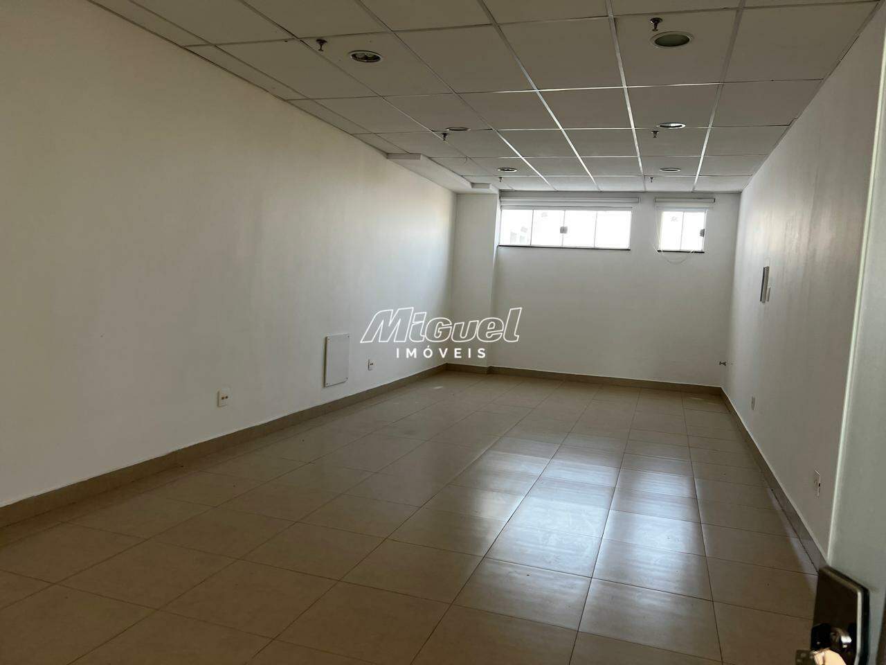Salão Comercial, para aluguel, Vila Monteiro - - Piracicaba/SP: 