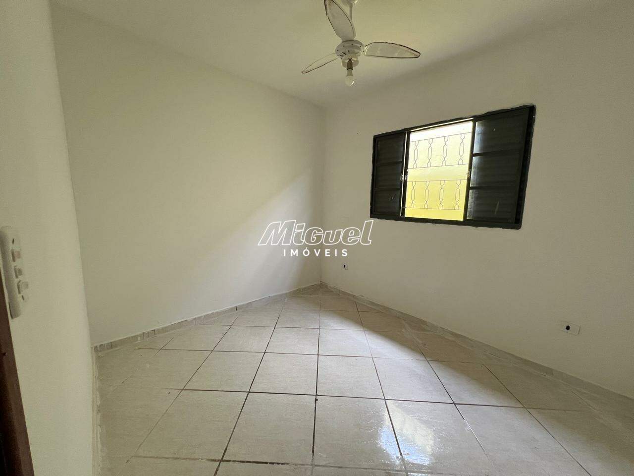 Casa à venda no Jardim Bartira (Tupi): 
