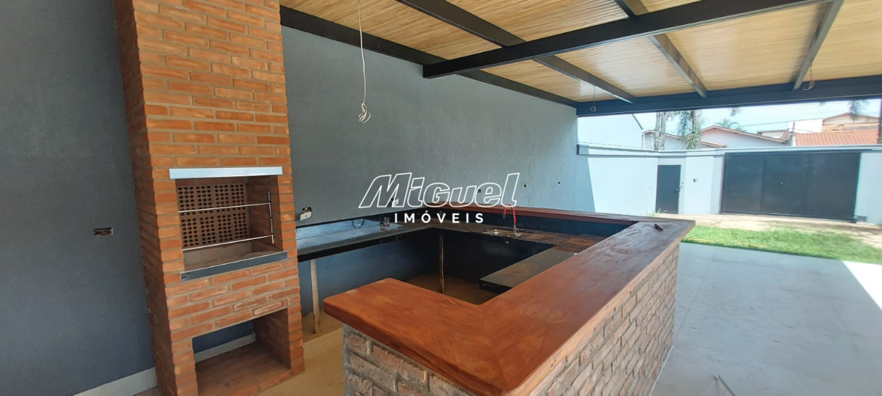 Casa em Condomínio para aluguel no Dois Córregos: