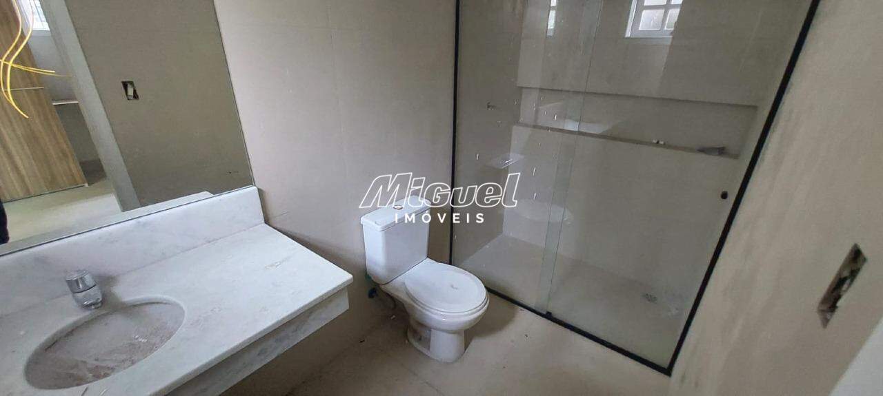 Casa em Condomínio para aluguel no Dois Córregos: 