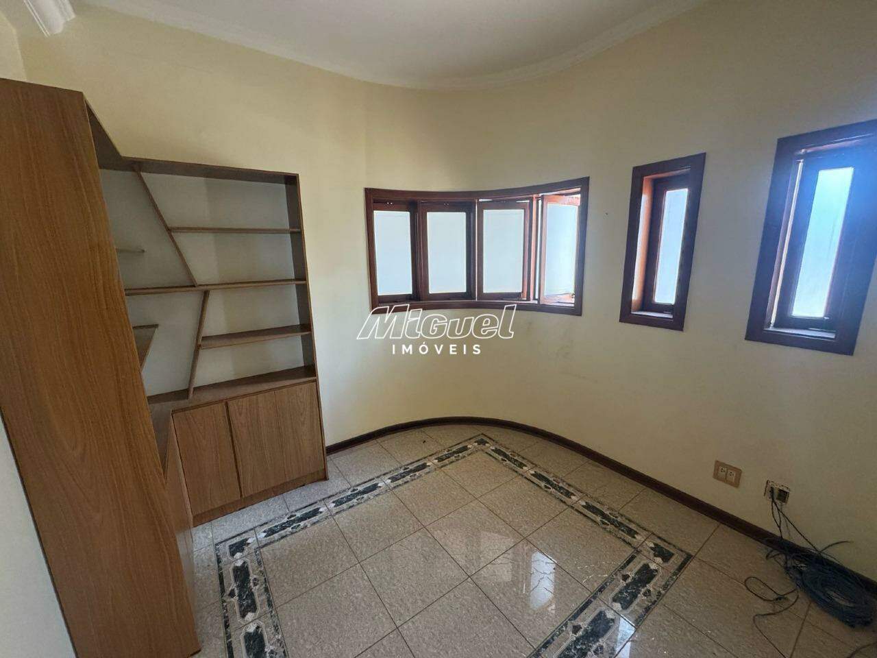 Casa em Condomínio, Área Total 573,29m² para aluguel, Terras de Piracicaba III - Piracicaba 4 quartos Condomínio Terras de Piracicaba III : 