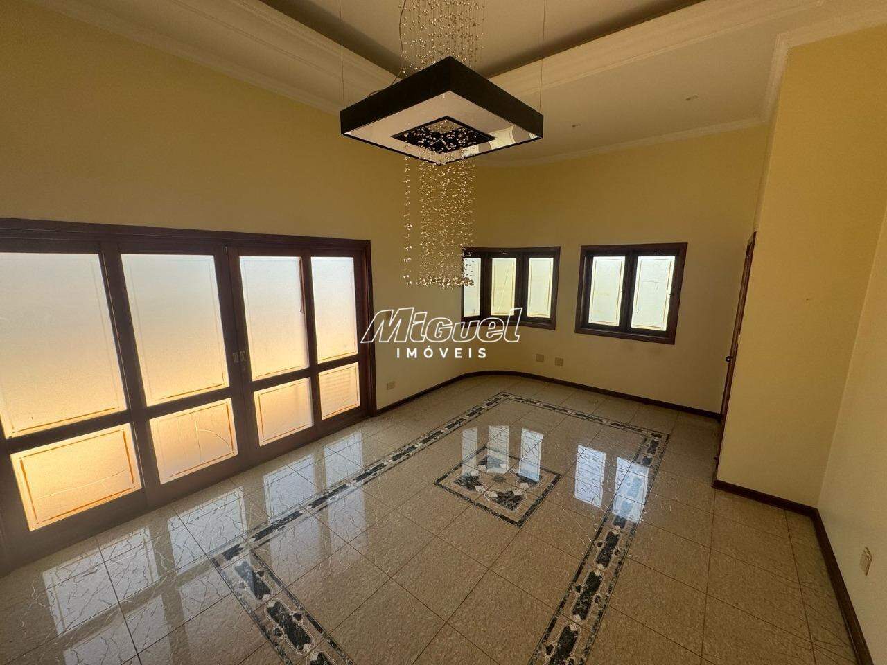 Casa em Condomínio, Área Total 573,29m² para aluguel, Terras de Piracicaba III - Piracicaba 4 quartos Condomínio Terras de Piracicaba III :