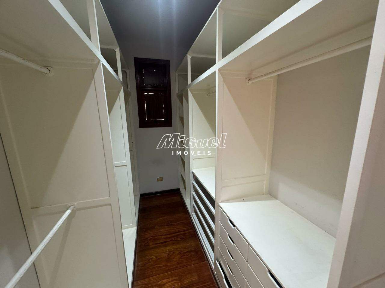 Casa em Condomínio, Área Total 573,29m² para aluguel, Terras de Piracicaba III - Piracicaba 4 quartos Condomínio Terras de Piracicaba III : 