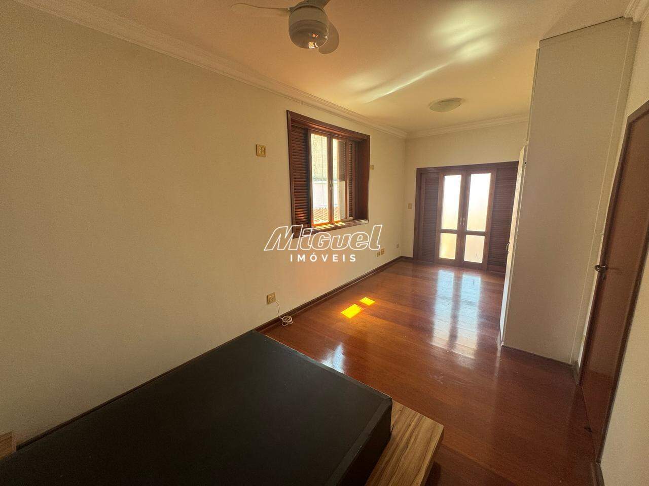 Casa em Condomínio, Área Total 573,29m² para aluguel, Terras de Piracicaba III - Piracicaba 4 quartos Condomínio Terras de Piracicaba III : 