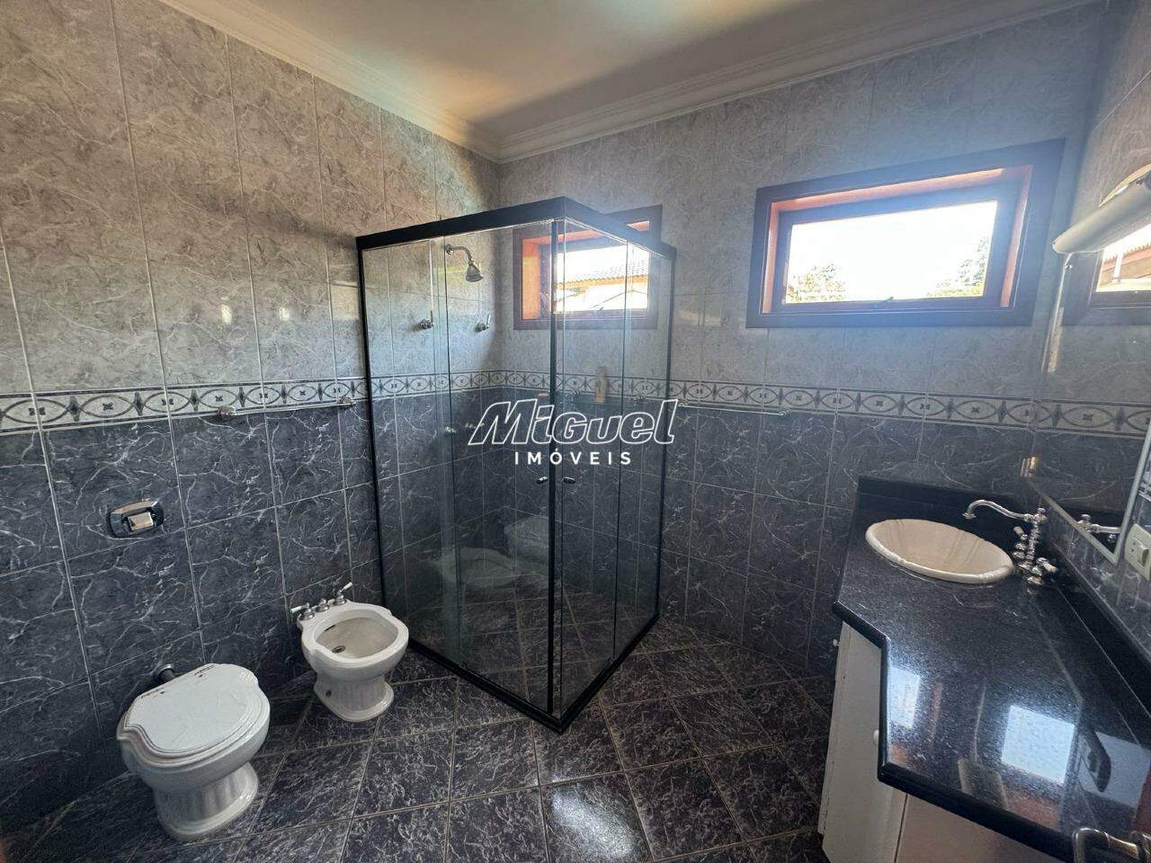 Casa em Condomínio, Área Total 573,29m² para aluguel, Terras de Piracicaba III - Piracicaba 4 quartos Condomínio Terras de Piracicaba III : 