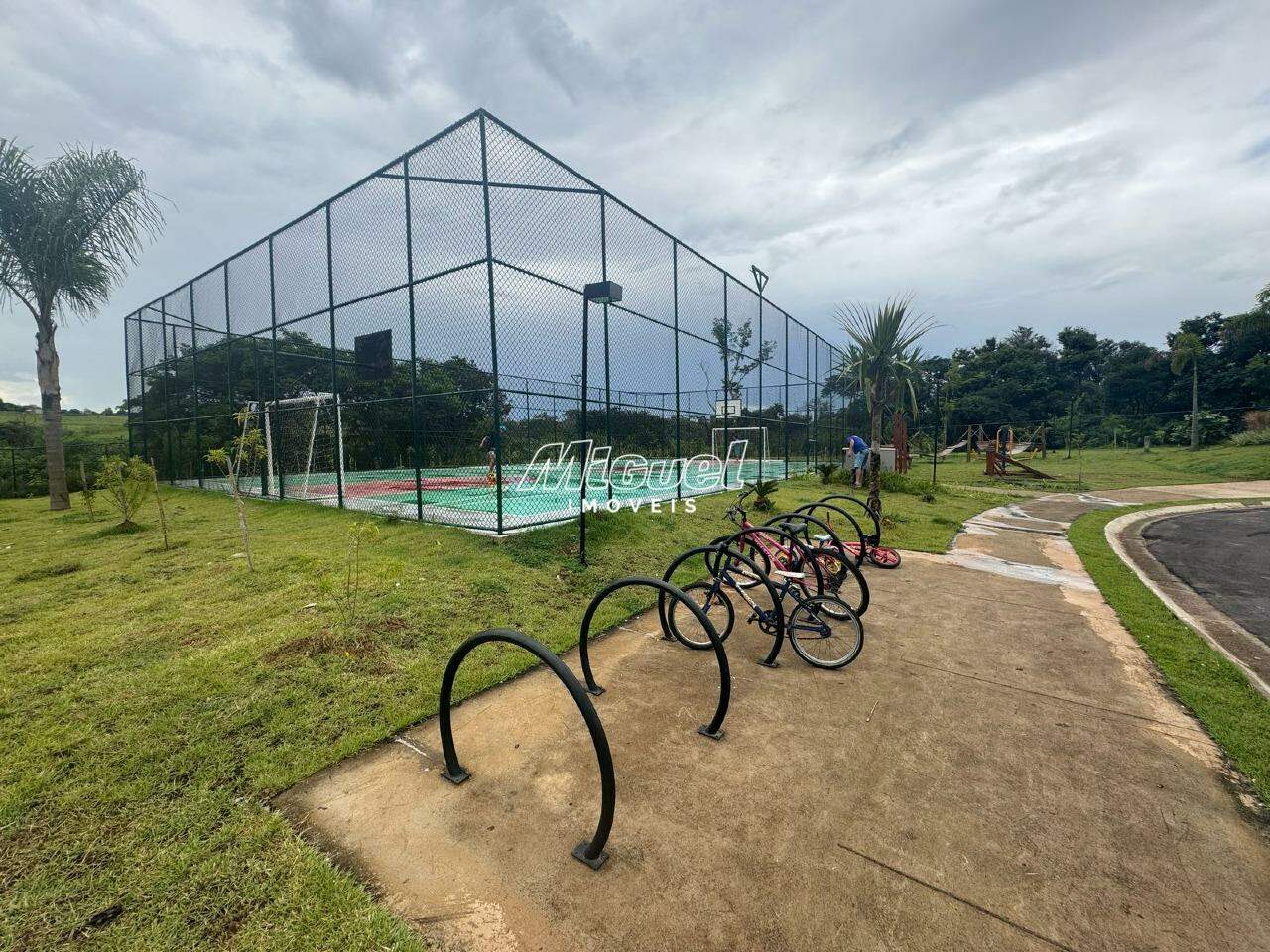 Casa em Condomínio para aluguel no Parque Residencial Piracicaba: 