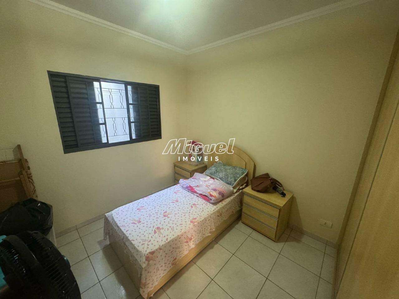 Casa para aluguel no Centro: 