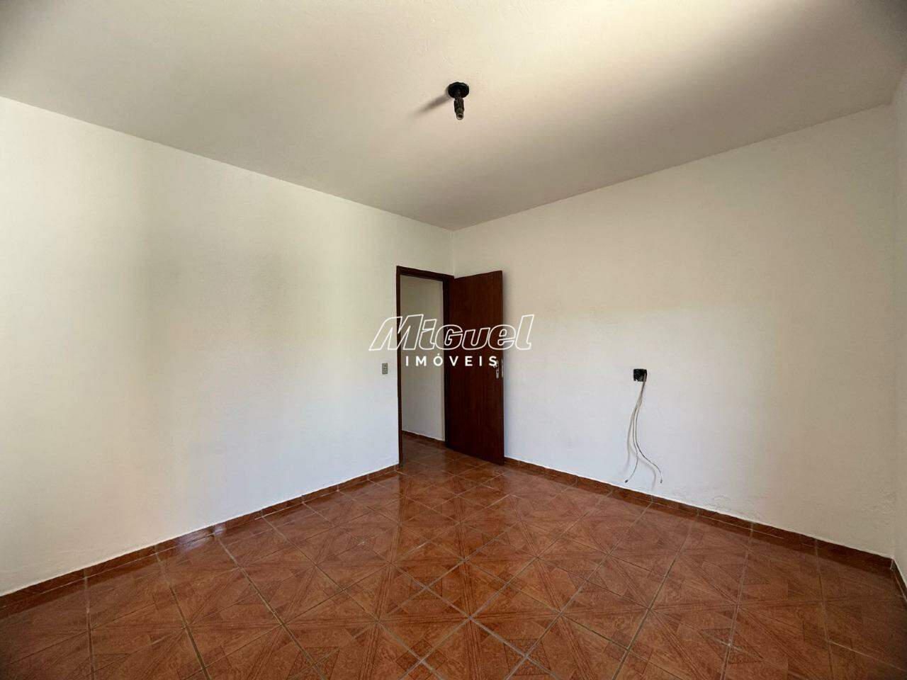 Casa para aluguel no Loteamento Kobayat Líbano: 