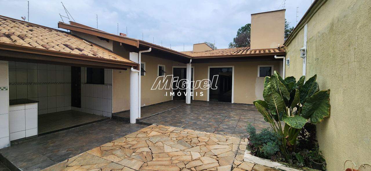 Casa à venda no Jardim São Francisco: 