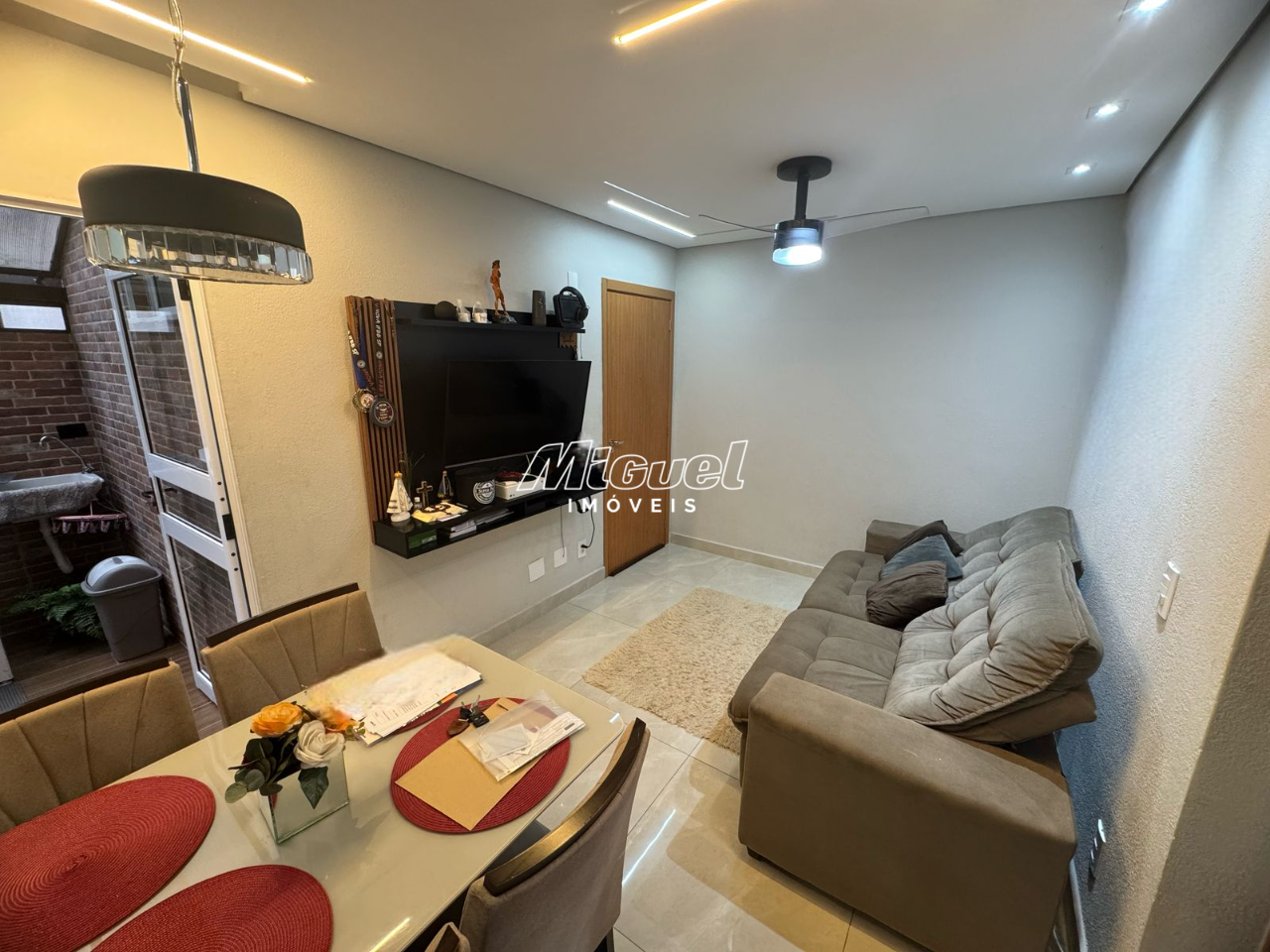Apartamento, para aluguel, Dois Córregos - 2 quartos Condomínio Edifício Parque Piazza Verona - Piracicaba/SP: 