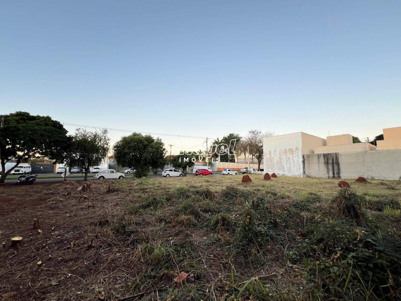 Terreno Comercial, à venda, Jardim Astúrias I - - Piracicaba/SP: 