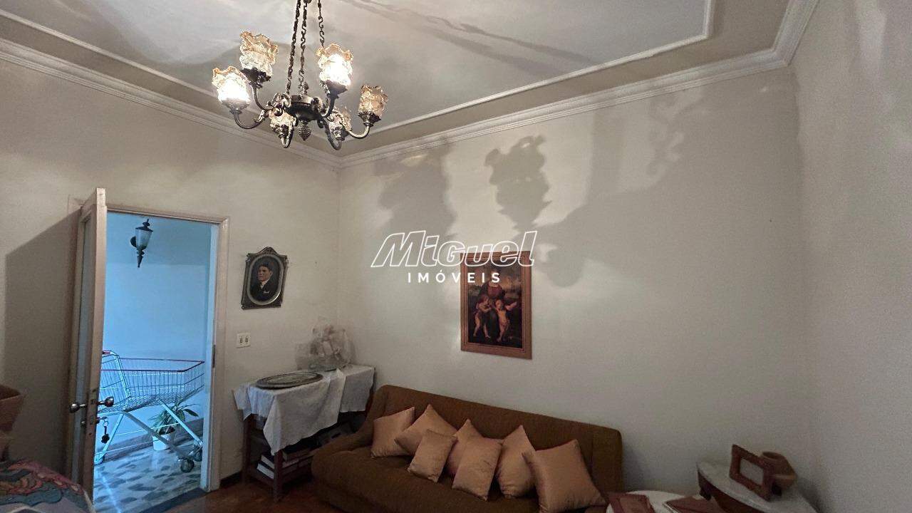 Casa, à venda, Centro - 3 quartos - Piracicaba/SP: 
