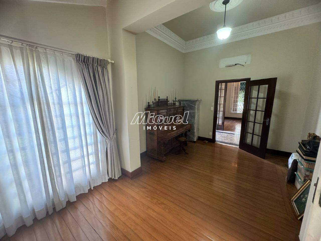 Casa, para aluguel, 5 quartos, Centro - Piracicaba: 