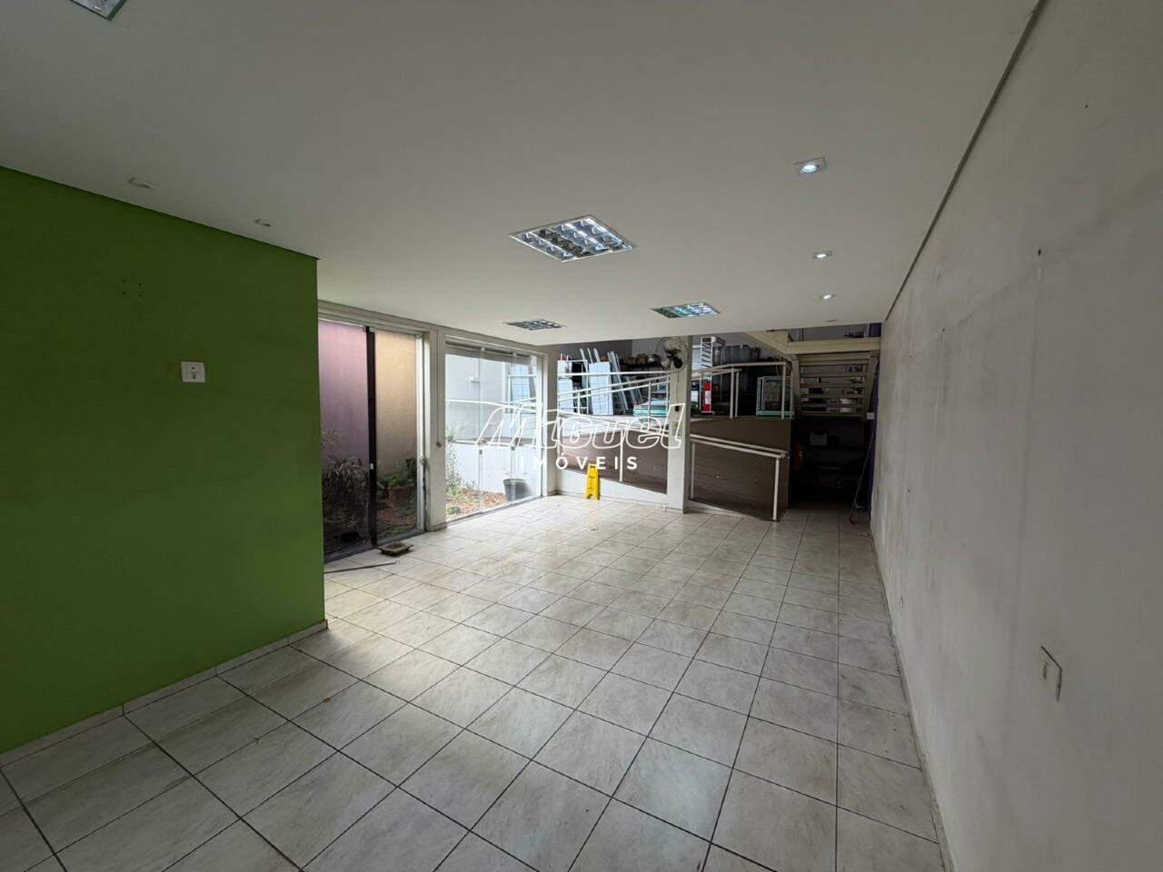 Salão Comercial, para aluguel, Piracicamirim - - Piracicaba/SP: 