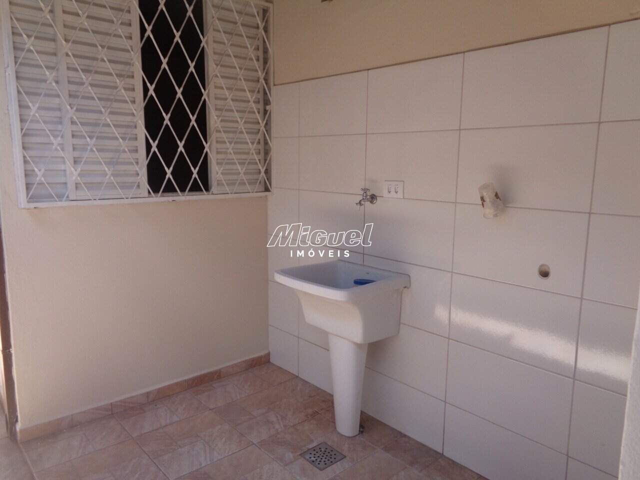 Casa, à venda, Jardim Caxambu - 2 quartos - Piracicaba/SP: