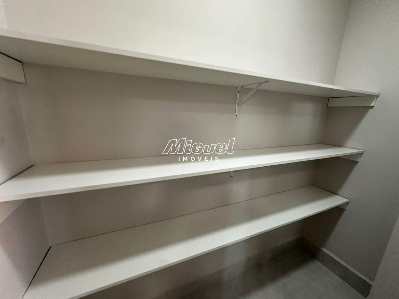 Casa em Condomínio, Área Total 302,38m² para aluguel, Santa Rosa Ipês - Piracicaba 3 quartos Residencial Villa D’Aquila : 