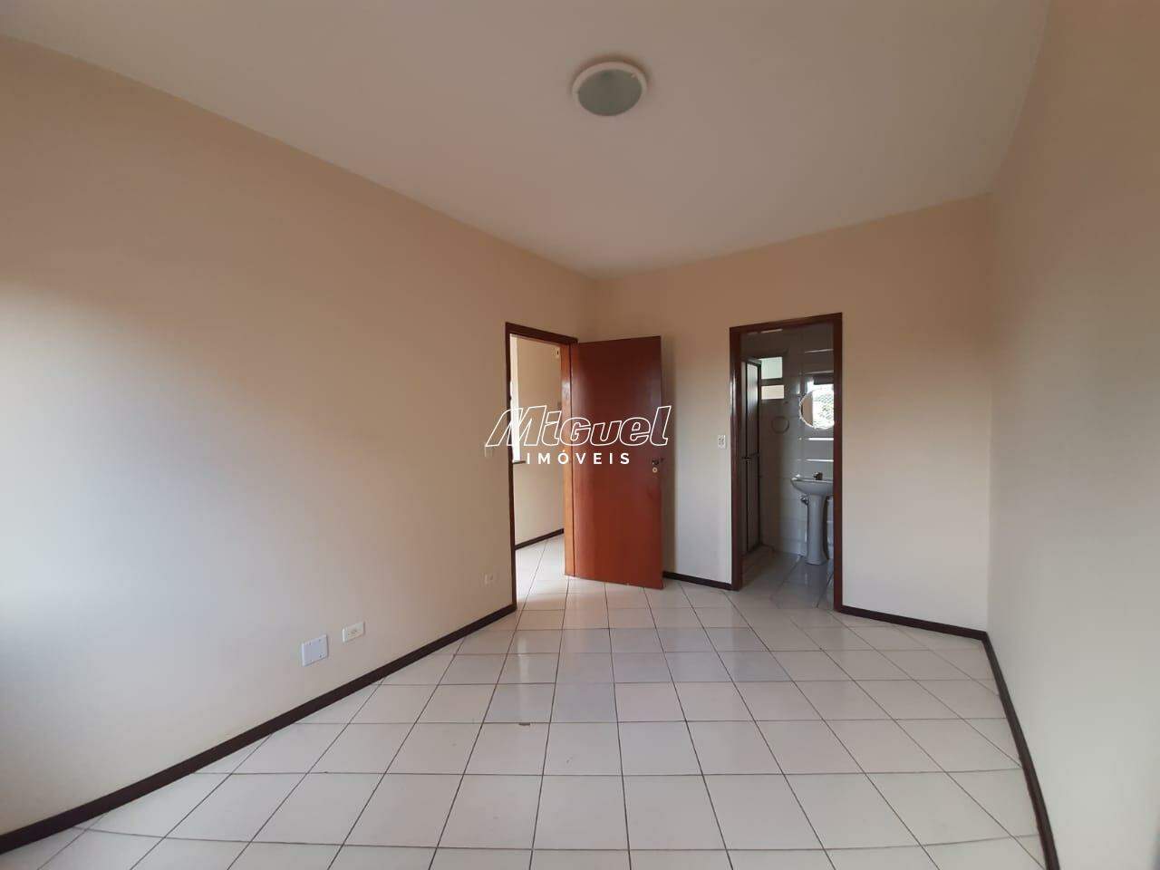 Apartamento, à venda, Cidade Alta - 1 quarto Condomínio Edifício Piazza Di Genova - Piracicaba/SP: 