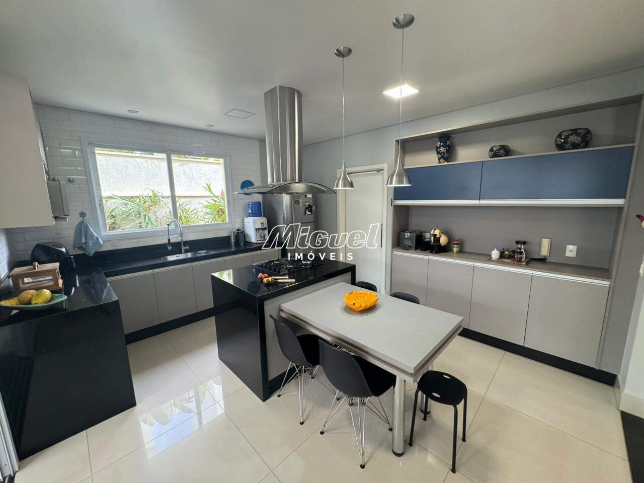 Casa em Condomínio, Área Total 517,50m² para aluguel, Monte Alegre - Piracicaba 5 quartos Condomínio Monte Alegre : 