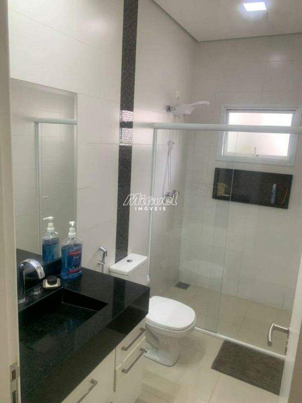 Casa, à venda, Centro - 4 quartos - Piracicaba/SP: 