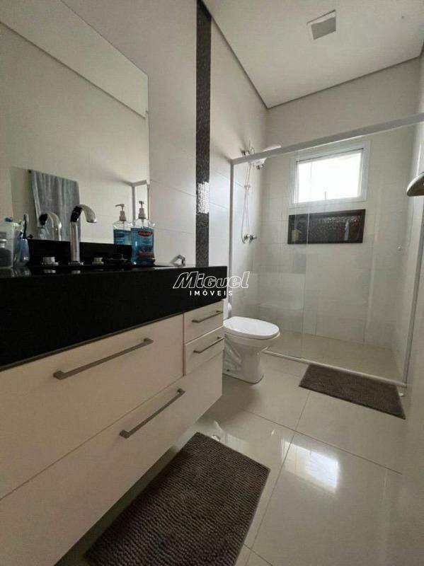 Casa, à venda, Centro - 4 quartos - Piracicaba/SP: 