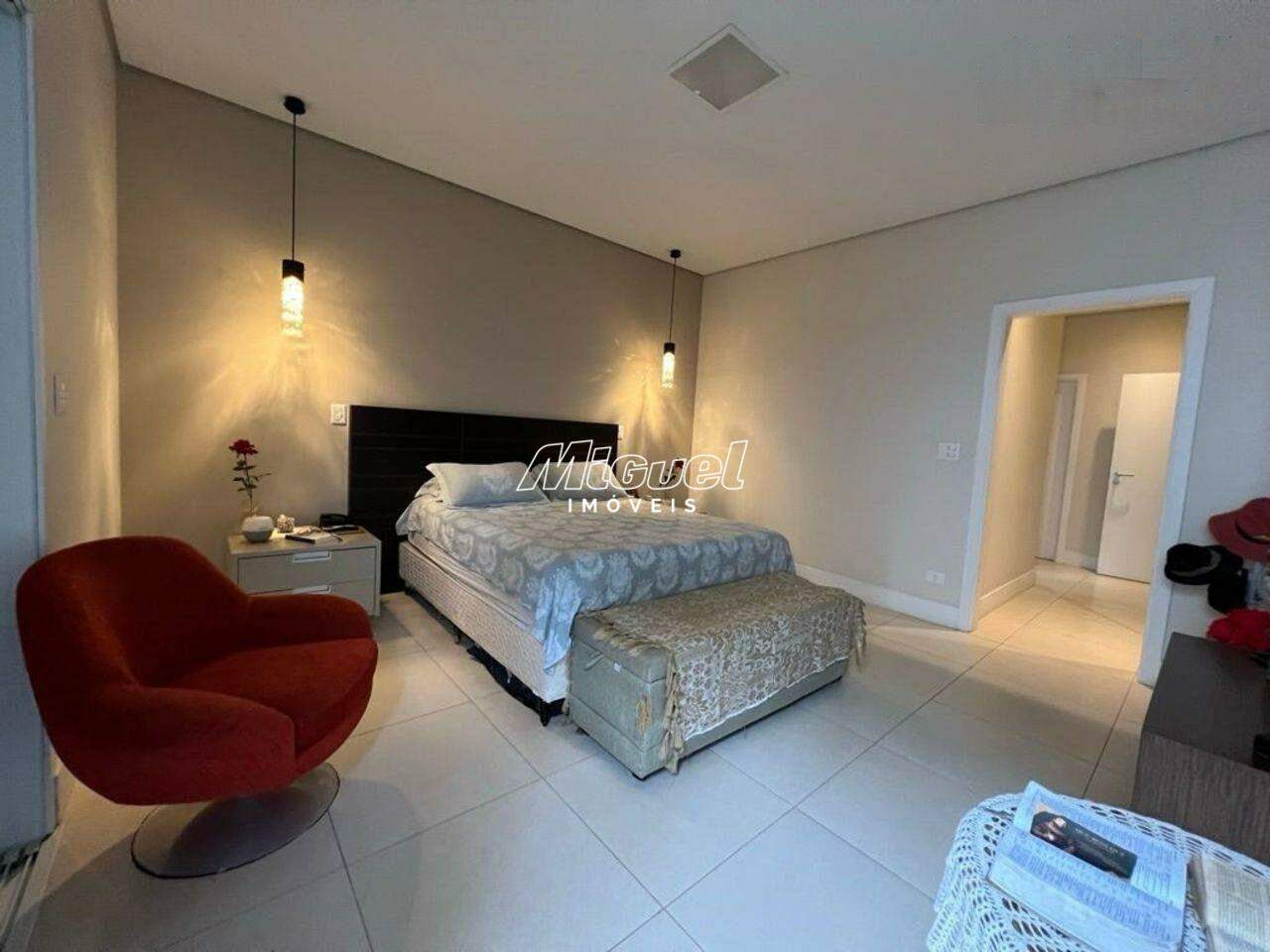 Casa, à venda, Centro - 4 quartos - Piracicaba/SP: 