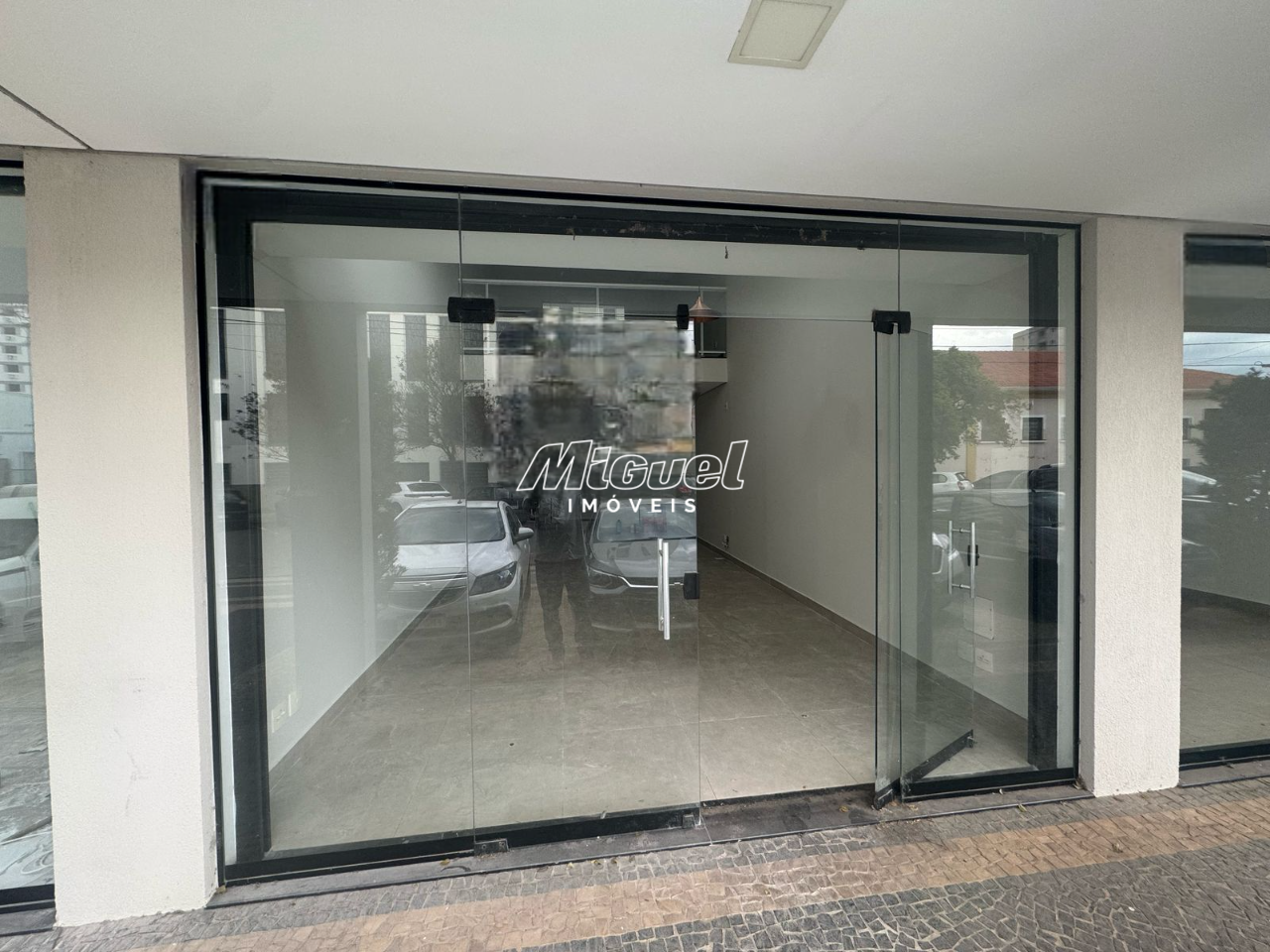 Salão Comercial, para aluguel, Vila Rezende - - Piracicaba/SP: 