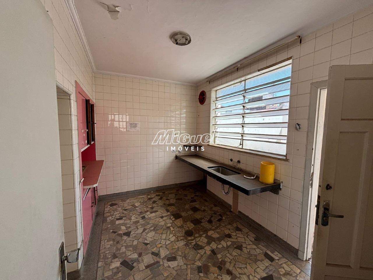 Casa, à venda, Centro - 4 quartos - Capivari/SP: 