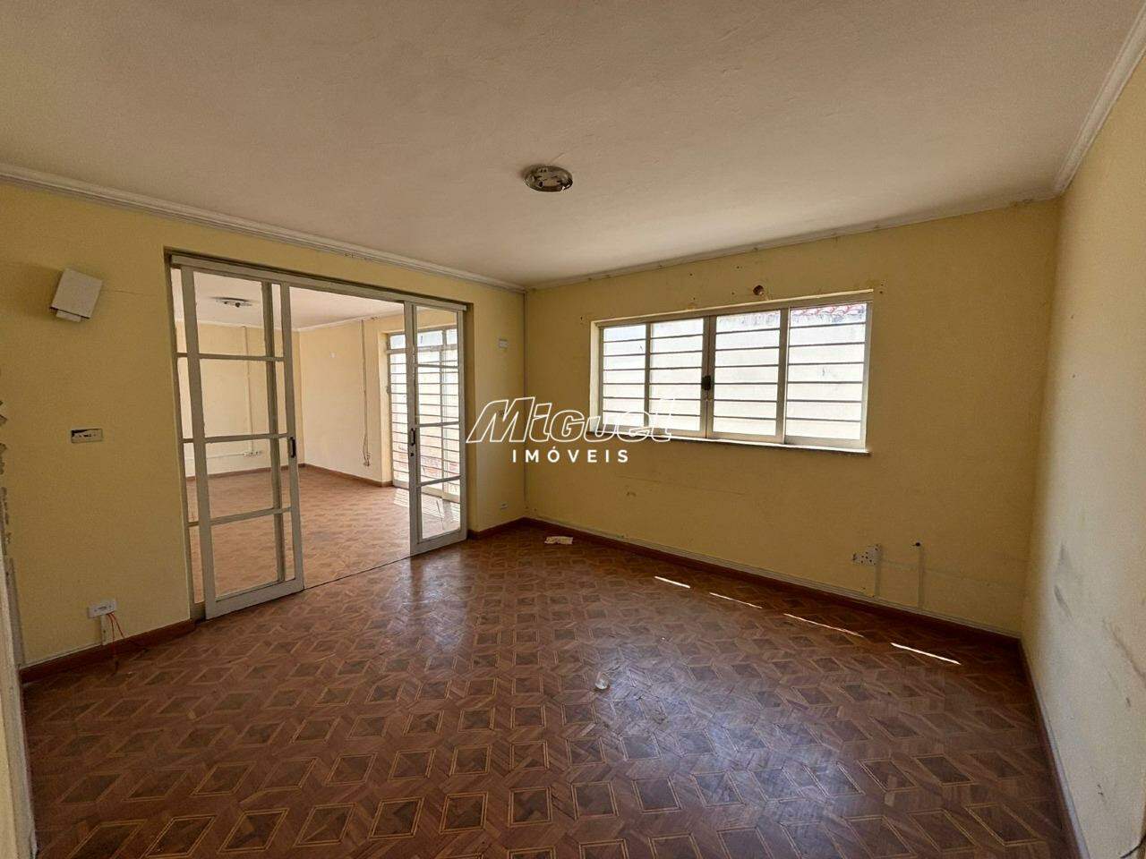 Casa, à venda, Centro - 4 quartos - Capivari/SP: 