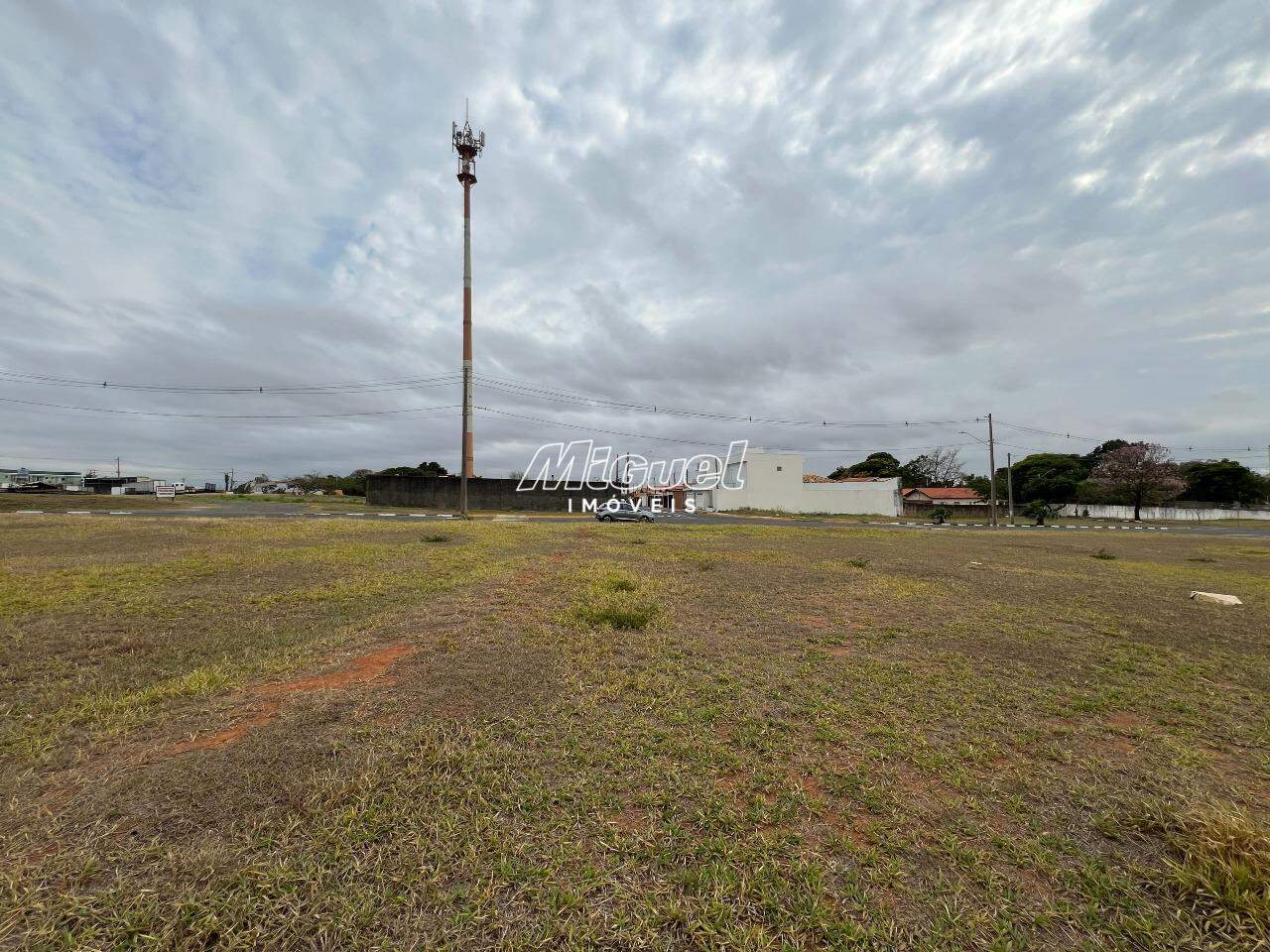 Área, à venda, Centro - - Saltinho/SP: 