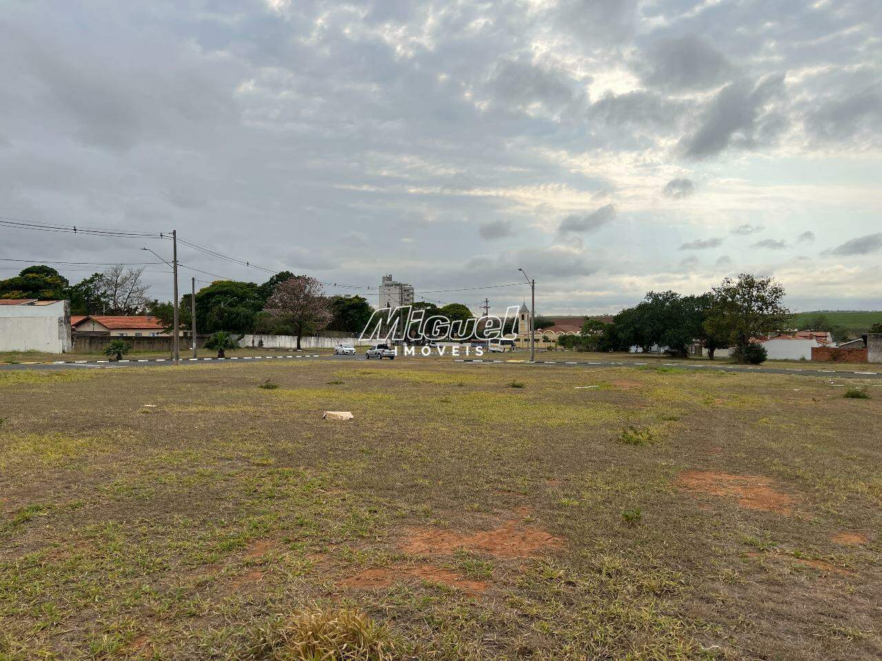 Área, à venda, Centro - - Saltinho/SP: 