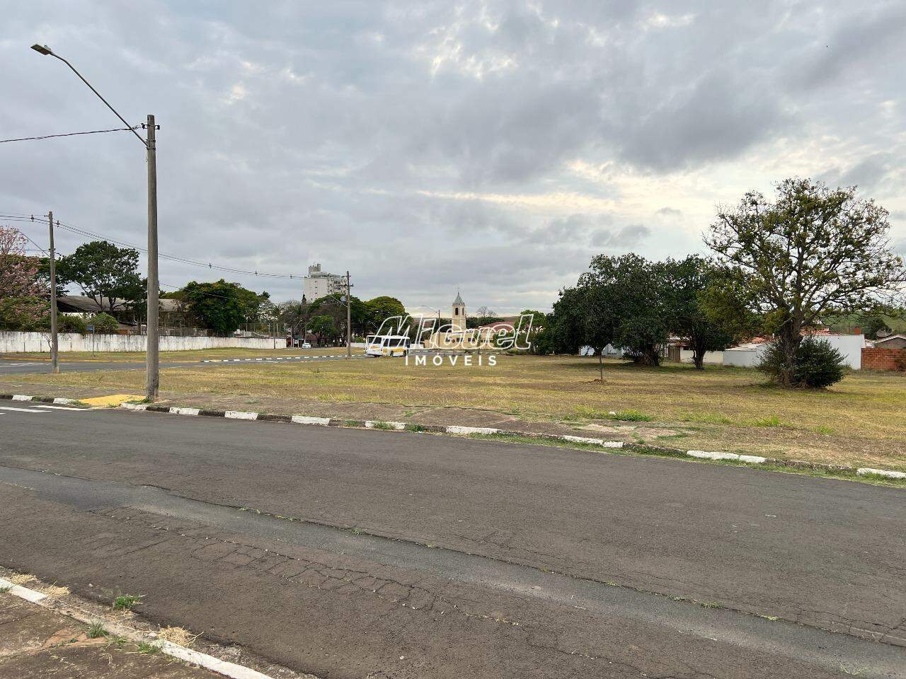 Área, à venda, Centro - - Saltinho/SP: 