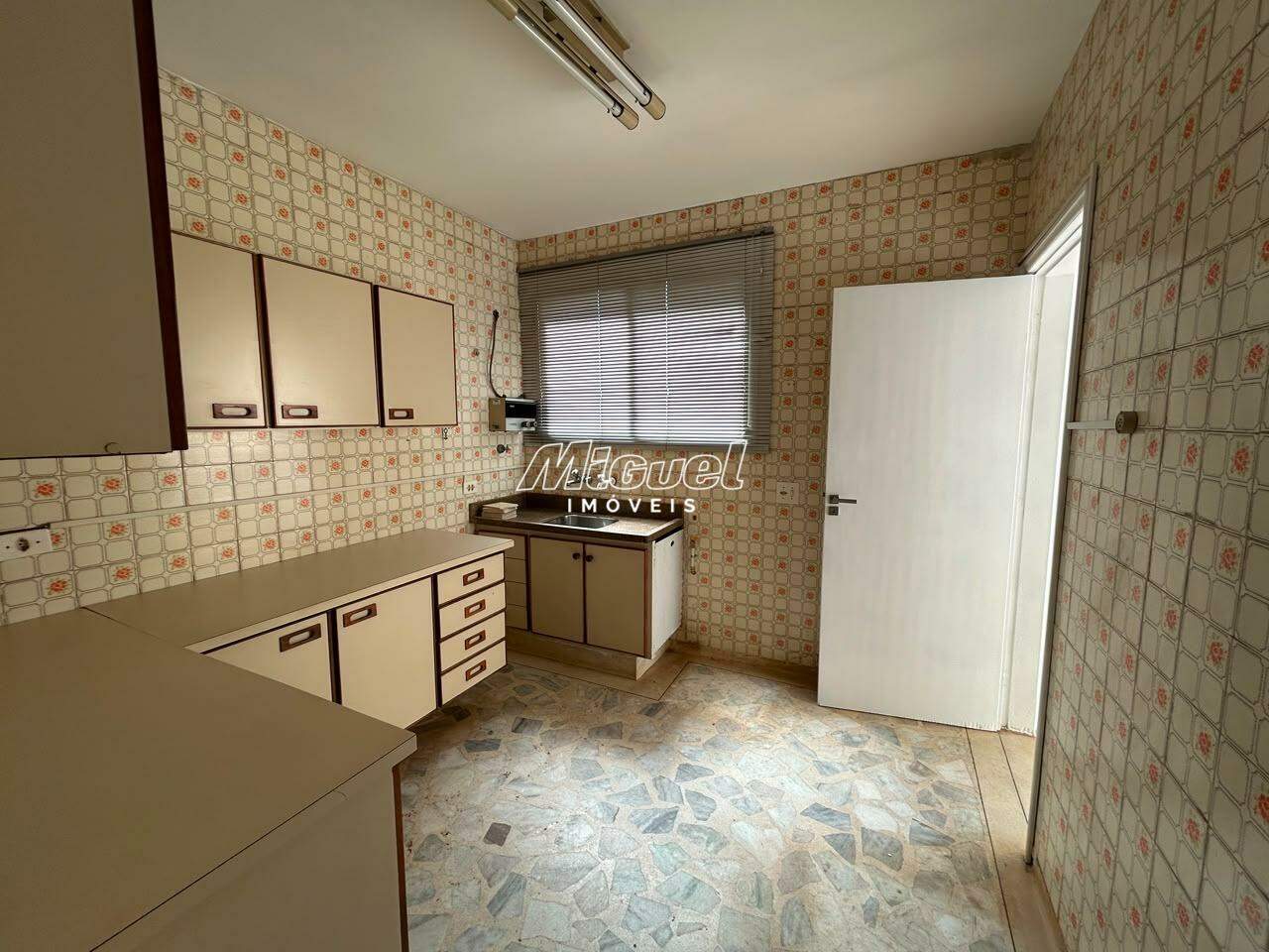 Apartamento, à venda, Centro - 3 quartos Conjunto Champs Elysees - Piracicaba/SP: 
