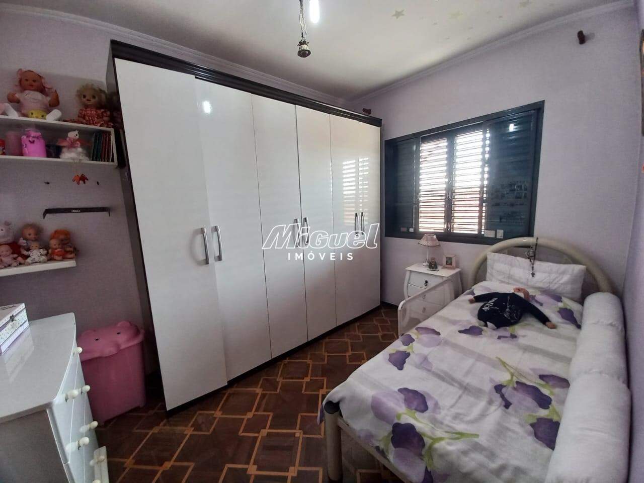 Casa para aluguel no Vila Rezende: 
