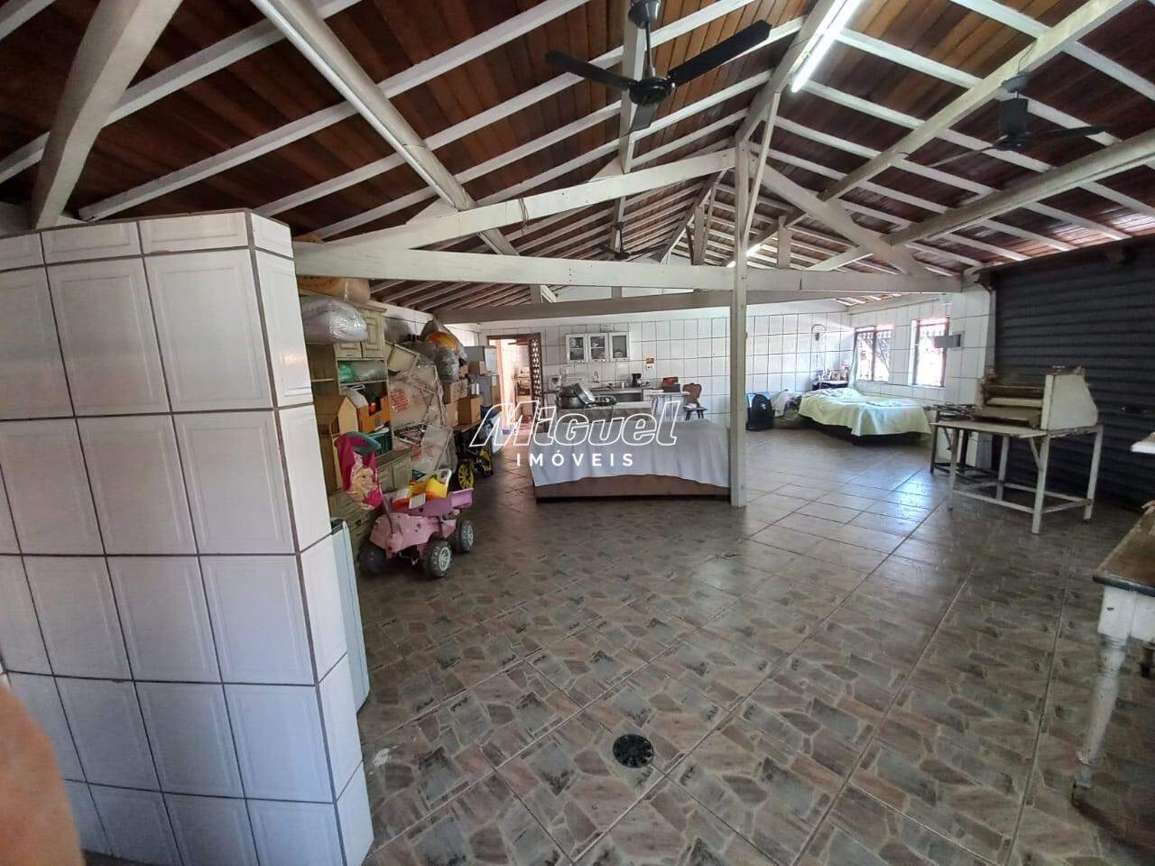 Casa para aluguel no Vila Rezende: 