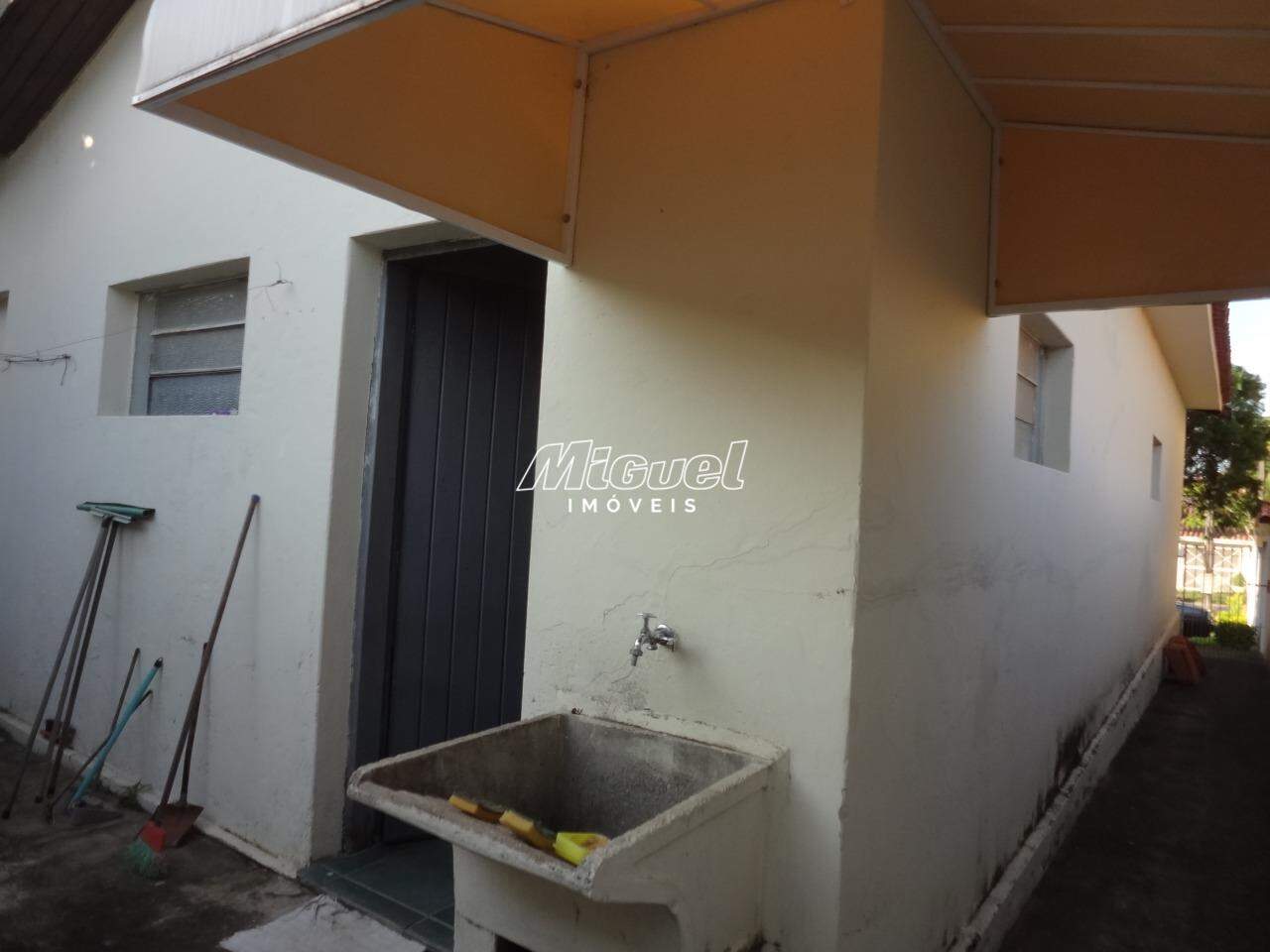 Casa, à venda, Jardim Iporanga - 2 quartos - Águas de São Pedro/SP: 