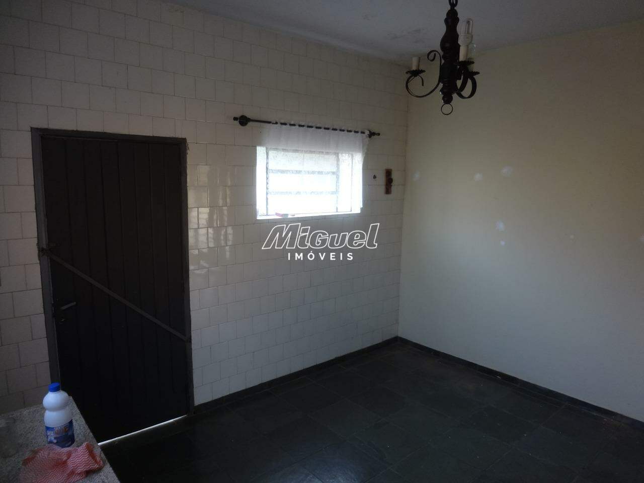 Casa, à venda, Jardim Iporanga - 2 quartos - Águas de São Pedro/SP: 