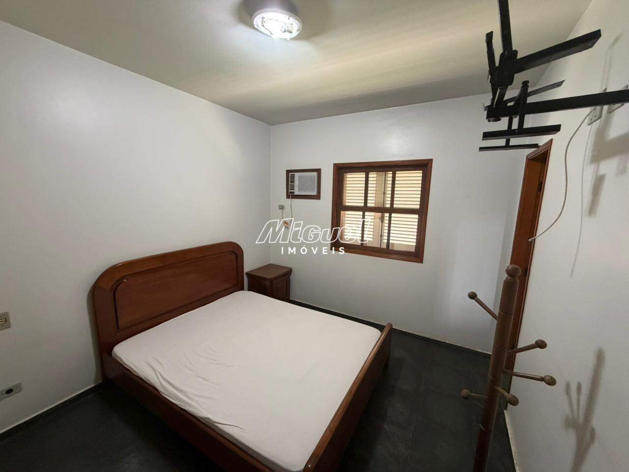 Casa em Condomínio, para aluguel, Colinas do Piracicaba (Ártemis) - 3 quartos Condomínio Colinas do Piracicaba - Piracicaba/SP: 