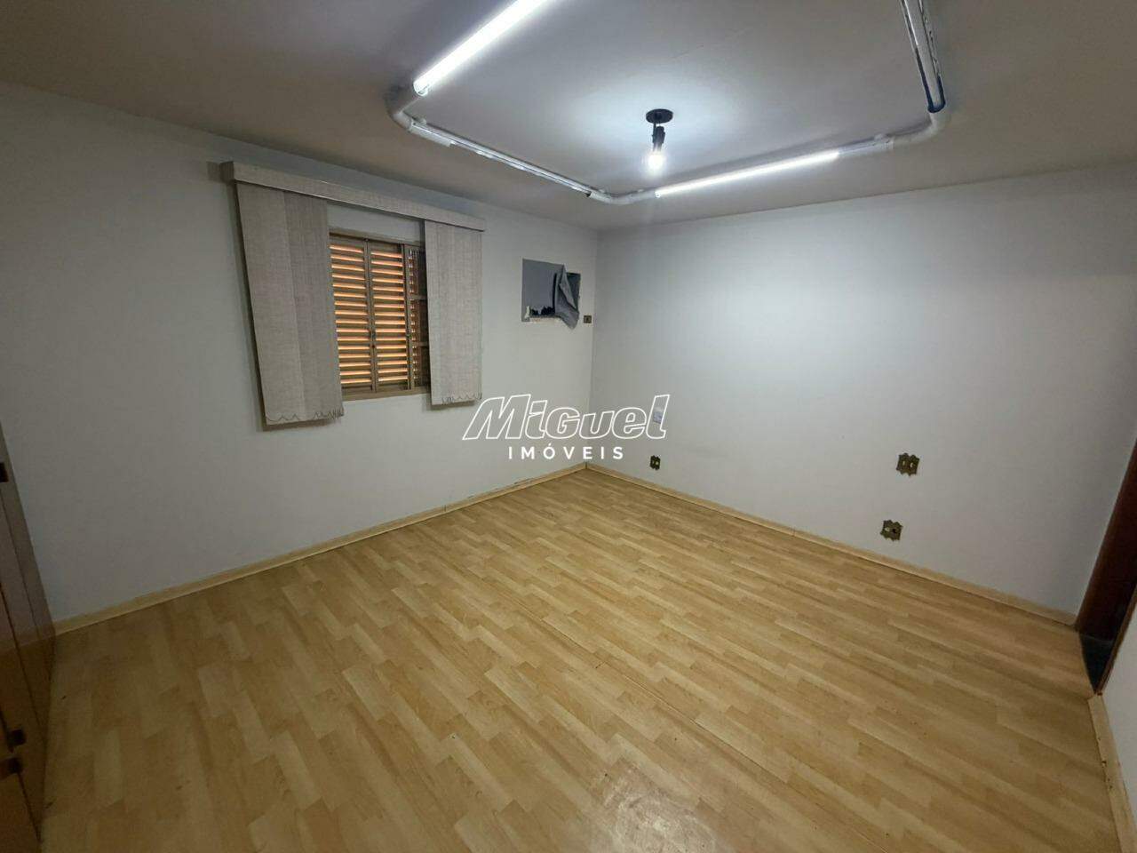 Casa, à venda, São Judas - 4 quartos - Piracicaba/SP:
